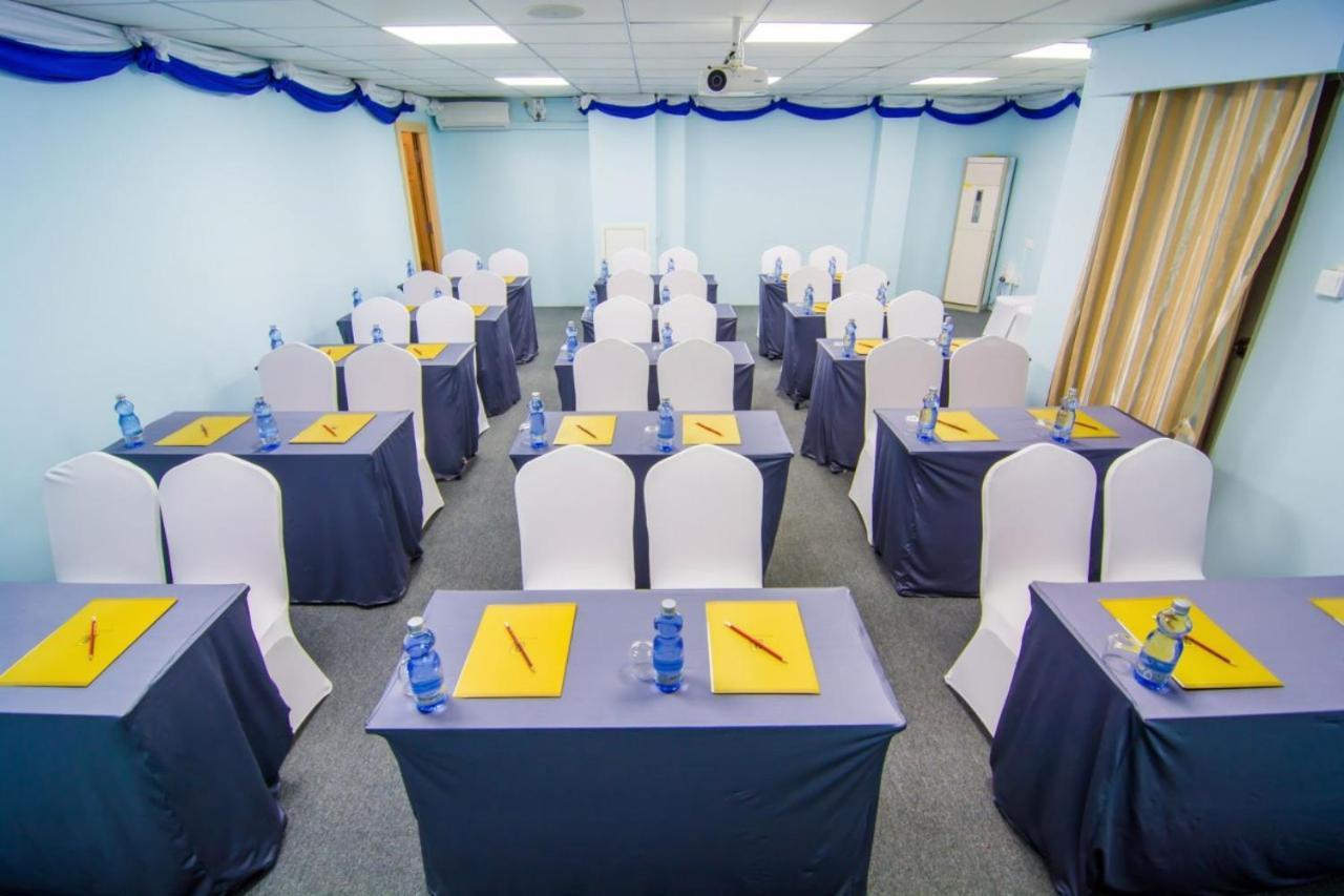 יאנגון Botahtaung Hotel מראה חיצוני תמונה