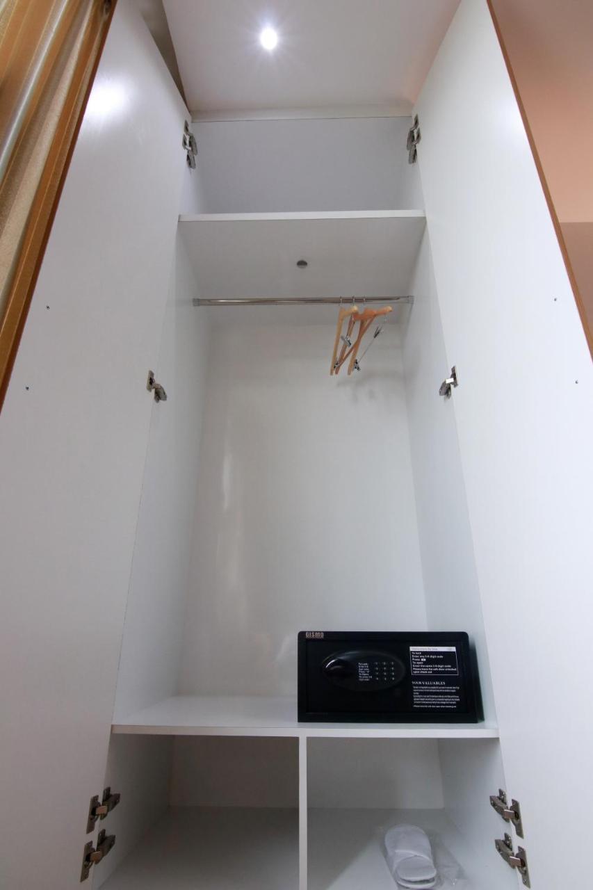 יאנגון Botahtaung Hotel מראה חיצוני תמונה