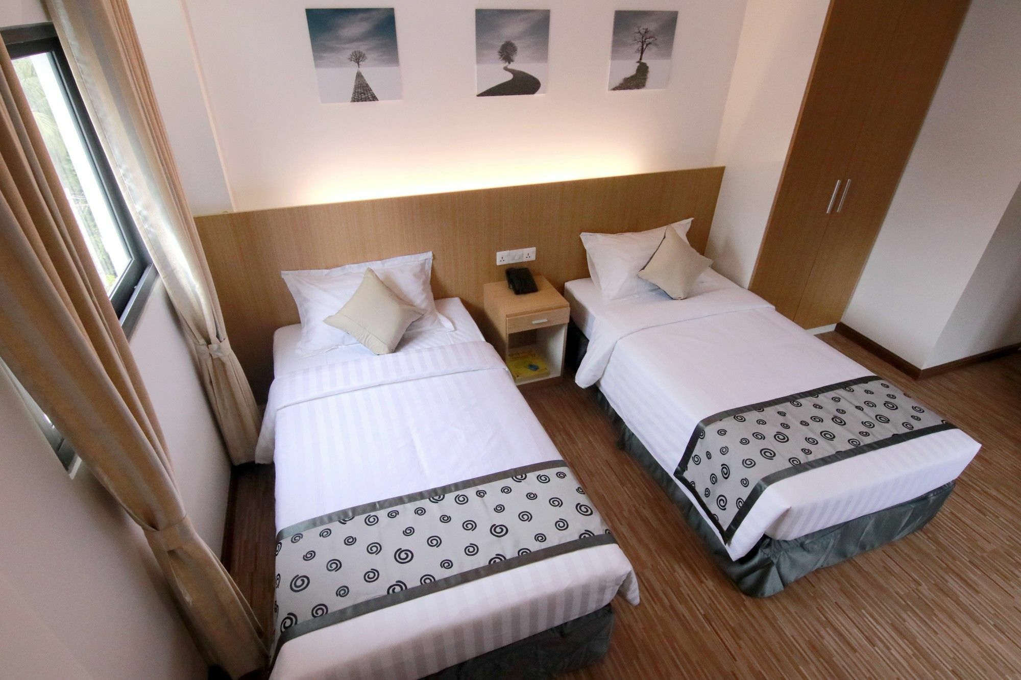 יאנגון Botahtaung Hotel מראה חיצוני תמונה