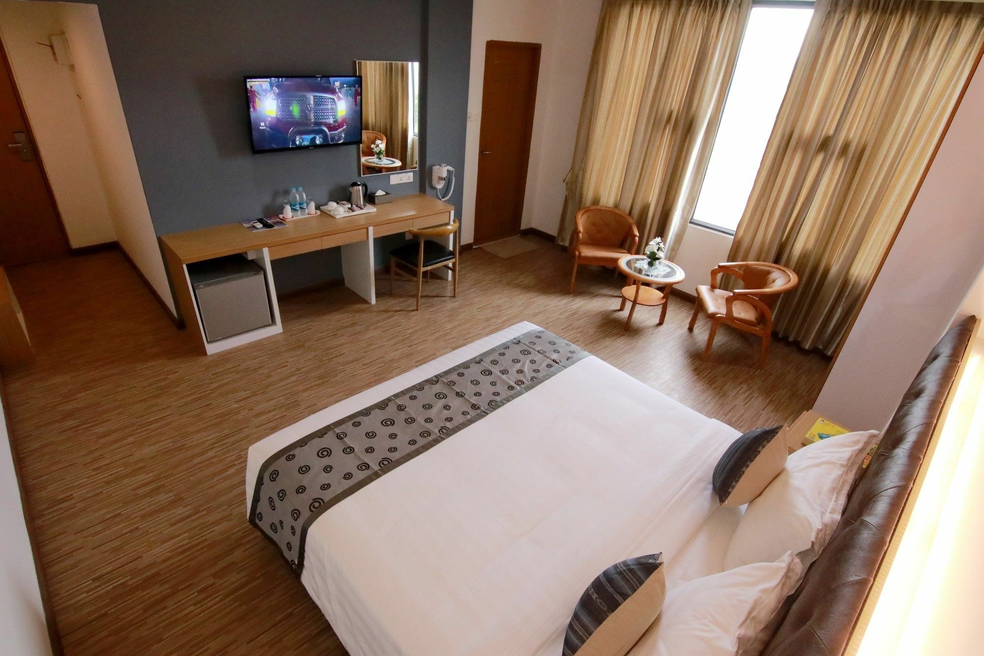 יאנגון Botahtaung Hotel מראה חיצוני תמונה