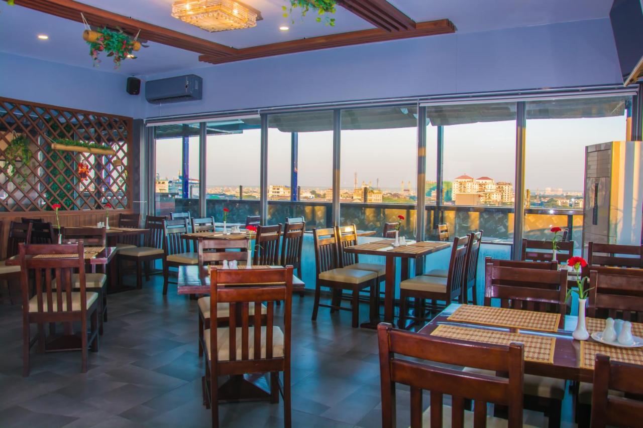 יאנגון Botahtaung Hotel מראה חיצוני תמונה